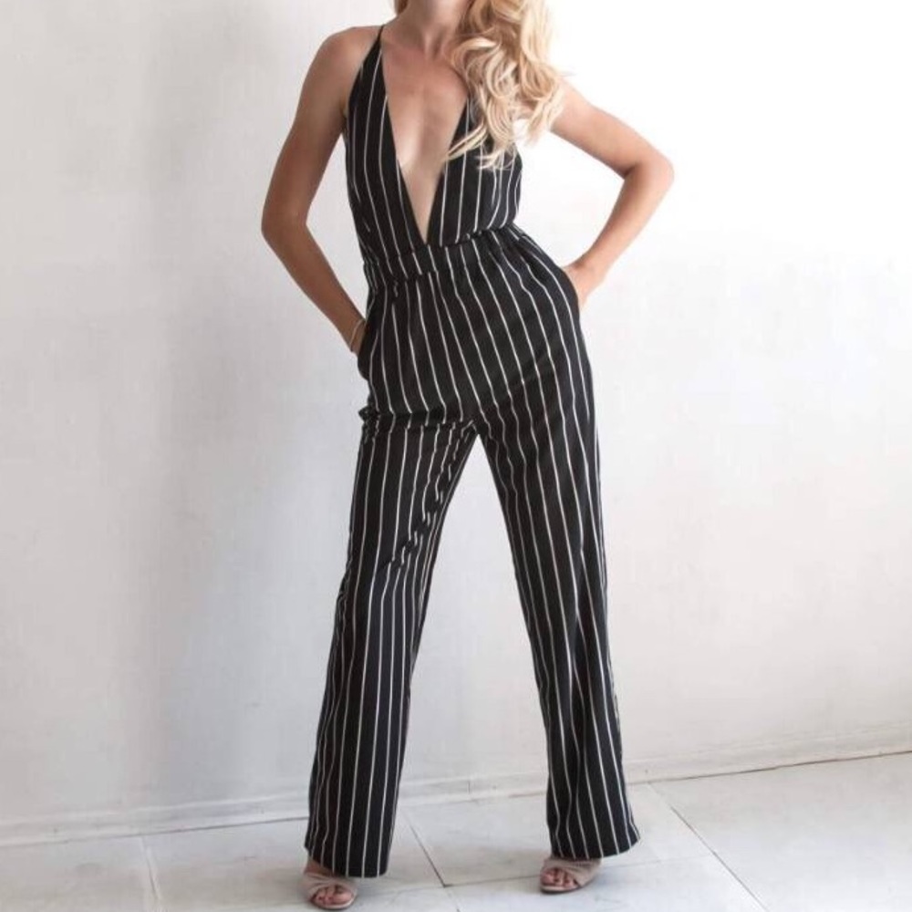 Gorgeous jumpsuit.Fits Xs,s.